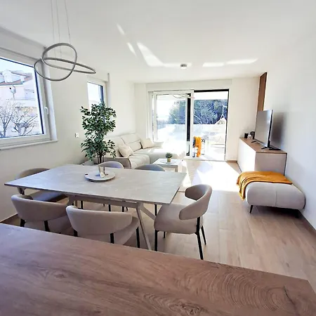 Apartment Tisina Povljana
